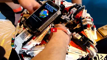 Cubestormer 3 -  un nou robot vrea să rezolve cubul rubik foarte rapid