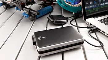 A apărut primul hard disk portabil cu Thunderbolt -  WD My Passport Pro