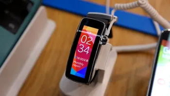 Samsung Gear Fit primește update-ul pentru afișarea corectă
