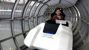Trenul prototip Maglev are o viteză de 3 ori mai mare ca a unui avion