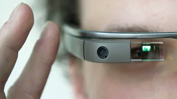 Google Glass are viitor: ochelarii inteligenți vor fi dotați cu procesor Intel în 2015