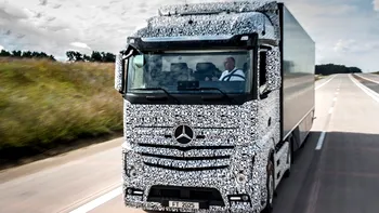 Google are mașini autonome, Mercedes are ceva mai mare: primul camion semi-autonom [VIDEO]