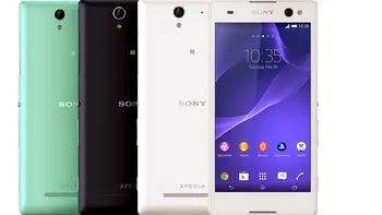 Sony anunță telefonul perfect pentru narcisiști: Xperia C3. S-a ajuns prea departe cu selfie-urile?
