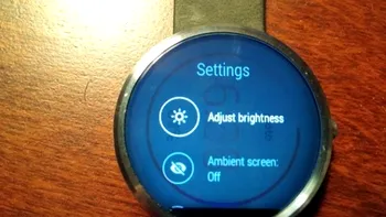 Probleme cu Motorola Moto 360 -  ecranul reţine imaginile afişate mult timp