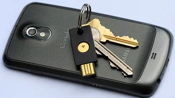 Google a înlocuit parola cu un stick USB marcând începutul unei noi ere