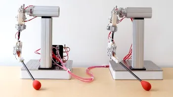 Disney vrea să vă atragă cu roboţi care imită mai bine omul