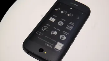 Premieră în România: Am testat YotaPhone 2 și îți spunem cât de bune sunt două ecrane