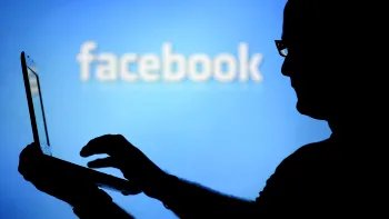 Pornografia a cucerit Facebook: Cum au păcălit hackerii mii de utilizatori prin videoclipuri