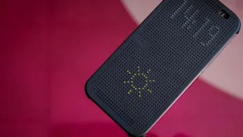 Primele poze neoficiale cu HTC One (M9): E un telefon nou, dar cu schimbări mărunte