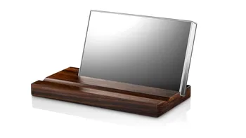 CES 2015 - LaCie Mirror e primul hard disk extern cu protecție foarte bună la zgârieturi și șocuri
