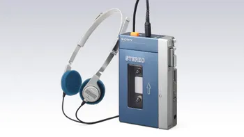 După 35 de ani de la primul Walkman, Sony vrea să dai 1.200 de dolari pe cel mai nou