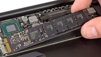 Noul MacBook Air are un SSD de două ori mai rapid decât modelul din 2014