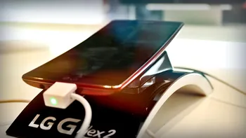 LG G Flex 2, un smartphone care merită luat în serios [HANDS ON]