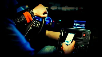 Aplicații pentru șoferi care transformă telefonul într-un copilot perfect