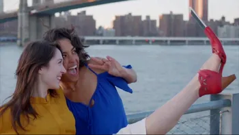 Care este părerea Samsung despre utilizatorii de bețe selfie [VIDEO]