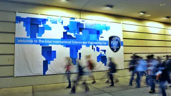 La Intel ISEF, România participă cu 6 elevi. Ionuț Budișteanu a luat premiul cel mare în 2013