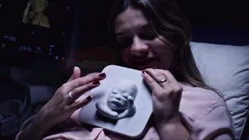 O mamă oarbă și-a văzut fiul nenăscut cu ajutorul unei imprimante 3D [VIDEO]