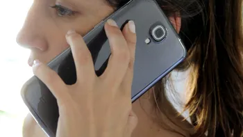 Statisticile care îl contrazic pe Steve Jobs: Telefoanele cu ecrane mari, cele mai populare