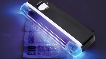 Cum poți transforma telefonul într-un instrument demn de un detectiv [VIDEO]
