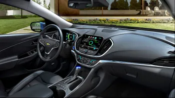 Chevrolet rezolvă cea mai mare problemă a telefoanelor folosite în mașină