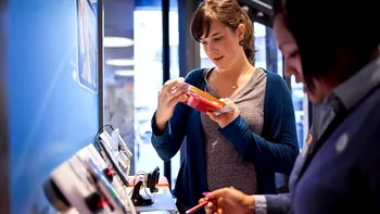 Jumătate din populația țării își va schimba telefoanele în următoarele trei luni?