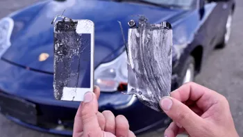 iPhone-uri, folosite pe post de plăcuțe de frână pe un Porsche [VIDEO]