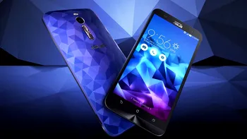 Pe acest ASUS ZenFone 2 îți poți muta toată colecția de filme
