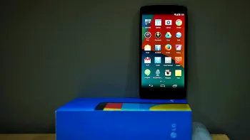 Primele imagini cu noul Nexus 5: ce pregătește Google
