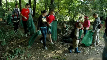 Voluntariatul mobil ar putea fi soluția pentru înlăturarea deșeurilor