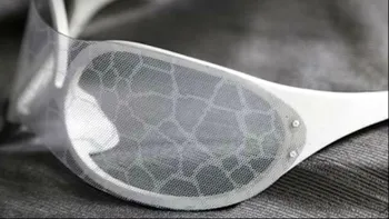 Ochelarii care păcălesc tehnologia de recunoaștere facială