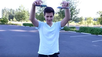Testul rezistenței: Samsung Galaxy S6 edge+ vs iPhone 6 Plus [VIDEO]