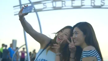 Cu GIGA Selfie nu vei mai avea nevoie de un selfie stick