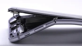 Apple a rezolvat problema. iPhone 6S nu se mai îndoaie