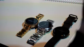 Noul Moto 360 este frumos, dar încă are câteva dintre problemele predecesorului