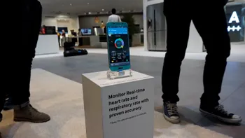 Samsung SleepSense îți promite cel mai dulce somn, cu vise conectate la Internet