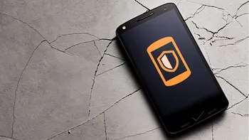 Droid Turbo 2, telefonul cu cel mai rezistent ecran, este testat în mod agresiv