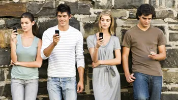 Ce spune despre tine faptul că îți verifici constant telefonul