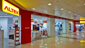 Black Friday 2015 la Altex: Cinci gadgeturi pe care să le iei acum la reducere