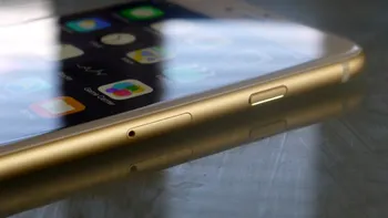 iPhone 7 ar putea veni cu display OLED produs de Samsung