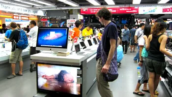 Black Friday 2015: Cinci produse resigilate pe care să le iei înainte de Vinerea Neagră