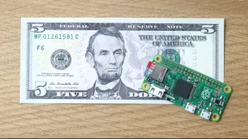 Raspberry Pi a lansat cel mai accesibil calculator din lume