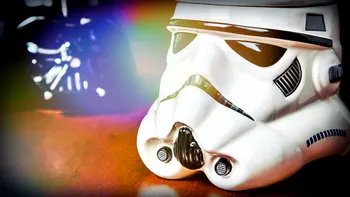 Gadgeturile Star Wars pe care trebuie să le cumperi dacă ești un fan adevărat