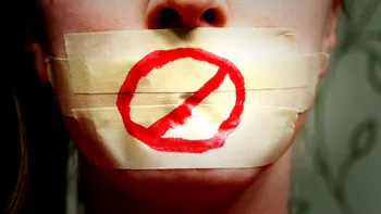 Facebook, Google și Twitter cenzurează conținutul rasist