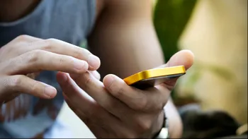 Dacă telefonul tău e mai vechi de atât, nu vei putea folosi internetul pe 1 ianuarie