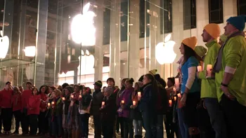 Microsoft ajunge la pace cu Apple folosind colinde