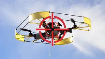 Riscă 51 de închisoare pentru că a folosit o dronă pentru contrabandă