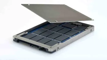 Anunțat de Fixstars, cel mai mare SSD din lume costă cât o mașină