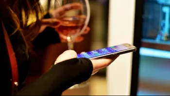 Noile Samsung Galaxy A3 și A5 au ajuns la noi și sunt perfecte dacă vrei un S6 cu card SD