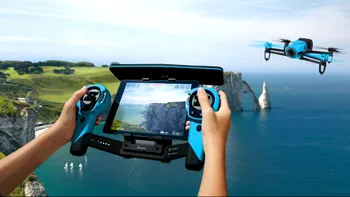 Acest video de la Qualcomm îți arată cât de inteligente vor deveni dronele în 2016