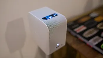 Noul proiector portabil de la Sony vine cu o poveste și performanțe remarcabile